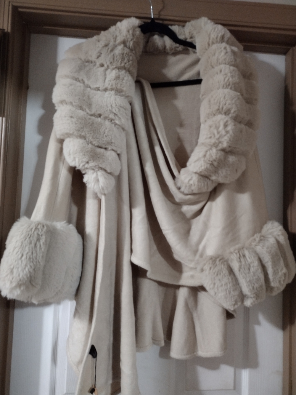 Cream Faux-Fur Trim Draped Coatigan